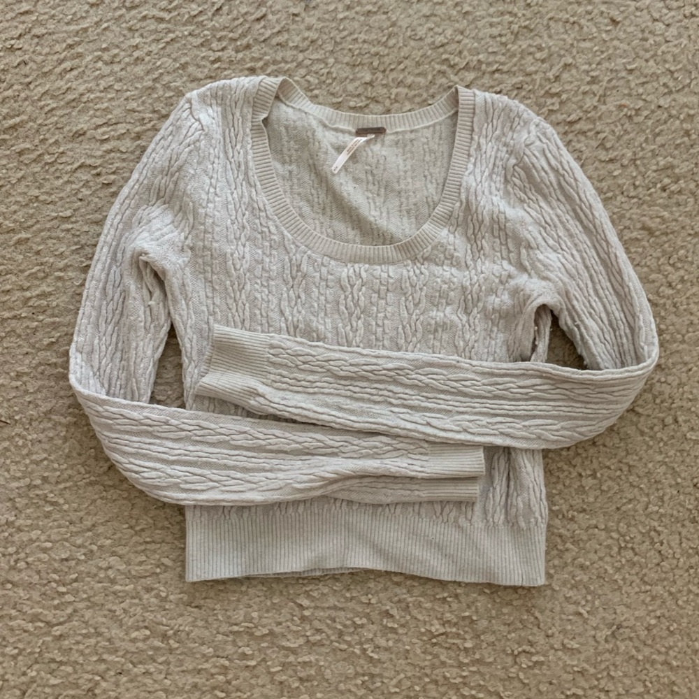 Free People Cropped cable knit sweater